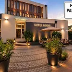 Hotel Doris