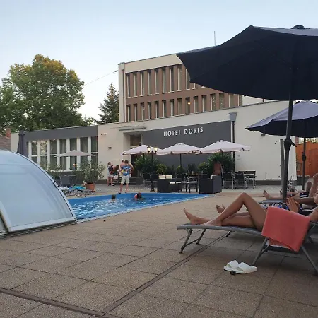 Hotel Doris