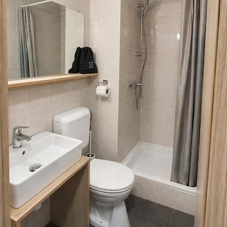 Doris Hotel